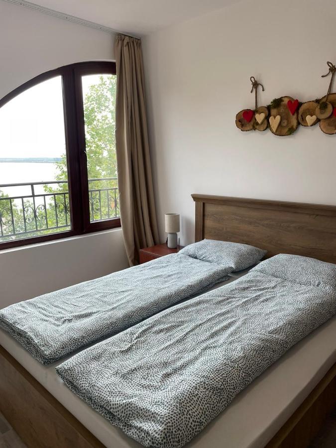 Marina Cape Sp Private Apartments Ахелой Екстериор снимка