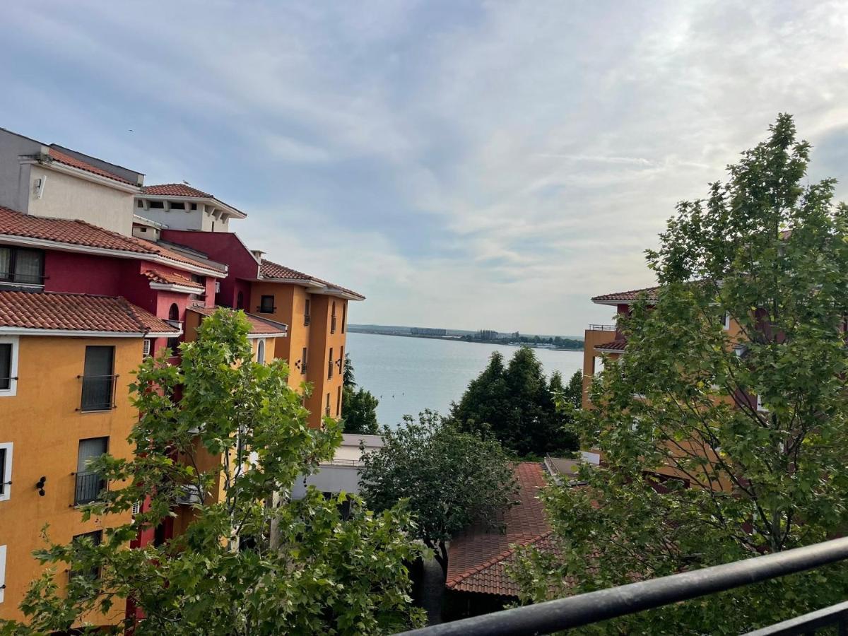 Marina Cape Sp Private Apartments Ахелой Екстериор снимка